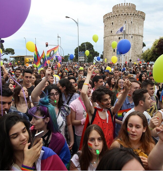 Thessaloniki Pride 2019: Γραφικό το Straight Pride - Η Θεσσαλονίκη ασφαλές καταφύγιο για τους ΛΟΑΤΚΙ+