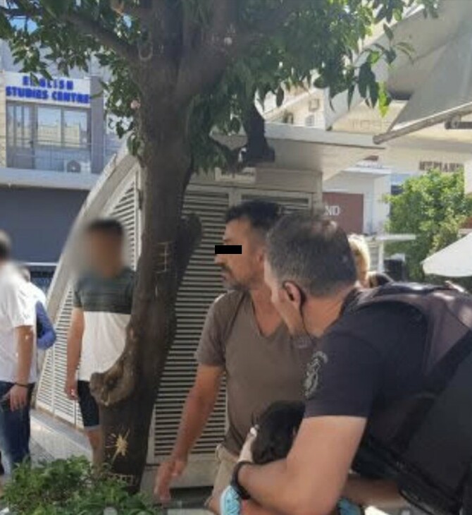 Λαμία: Επίθεση με ξυράφι σε πλατεία - Άνδρας τραυμάτισε σοβαρά τη σύντροφό του