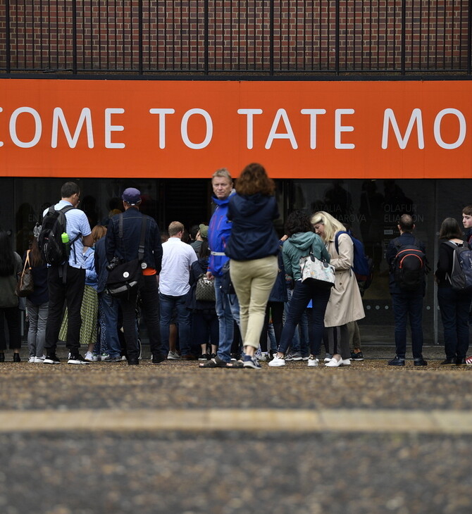 Πτώση αγοριού από την Tate Modern: Υπέστη εγκεφαλική αιμορραγία και κατάγματα στη σπονδυλική στήλη