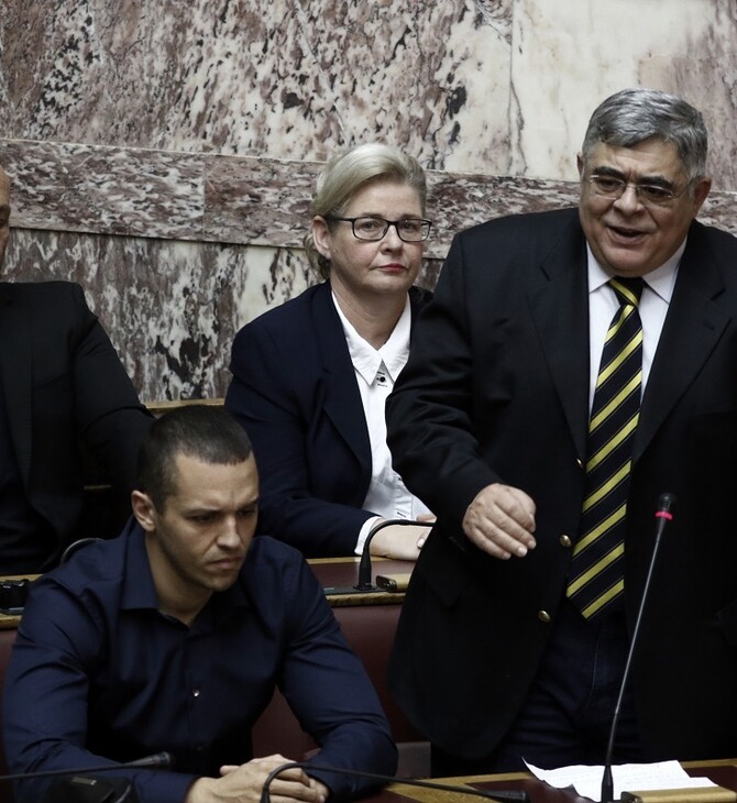 Ενσωμάτωση 45%: Προβάδισμα ΝΔ με 8,3% - Ίσως εκτός η Χρυσή Αυγή