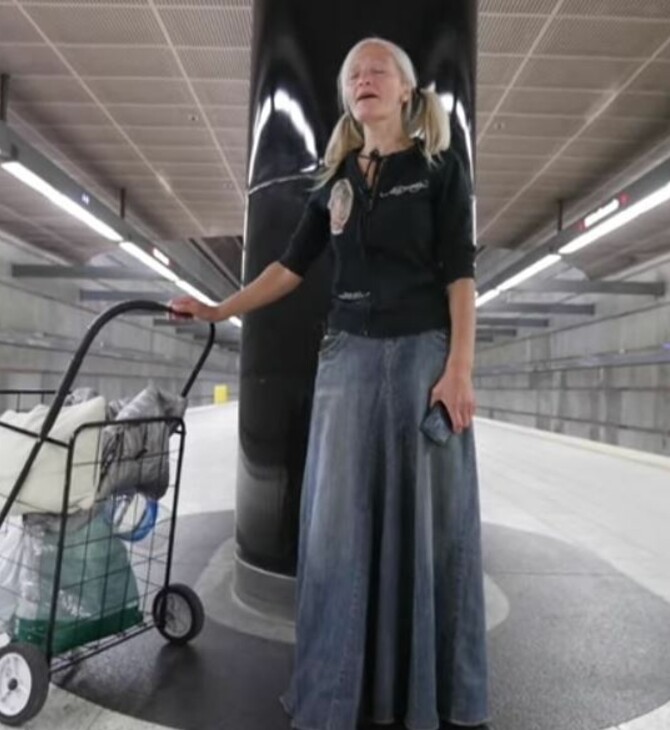 Η άστεγη που έγινε viral γιατί τραγουδούσε όπερα στο μετρό έχει πρόταση για δίσκο