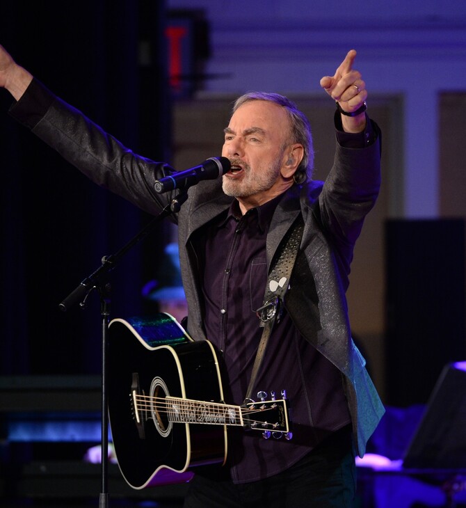 Ο Neil Diamond ανακοίνωσε πως πάσχει από Πάρκινσον και διακόπτει τις συναυλίες του
