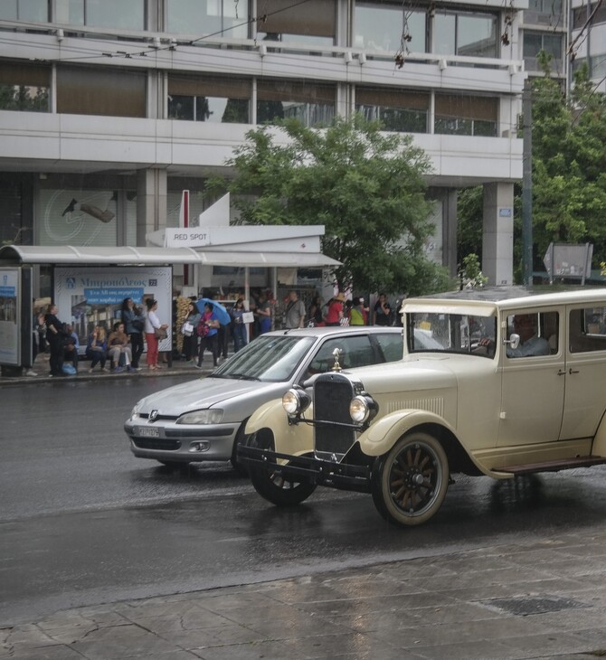 Σπίρτζης: Λογικό να επανεξετάζονται οι ηλικιωμένοι οδηγοί για τα αντανακλαστικά τους