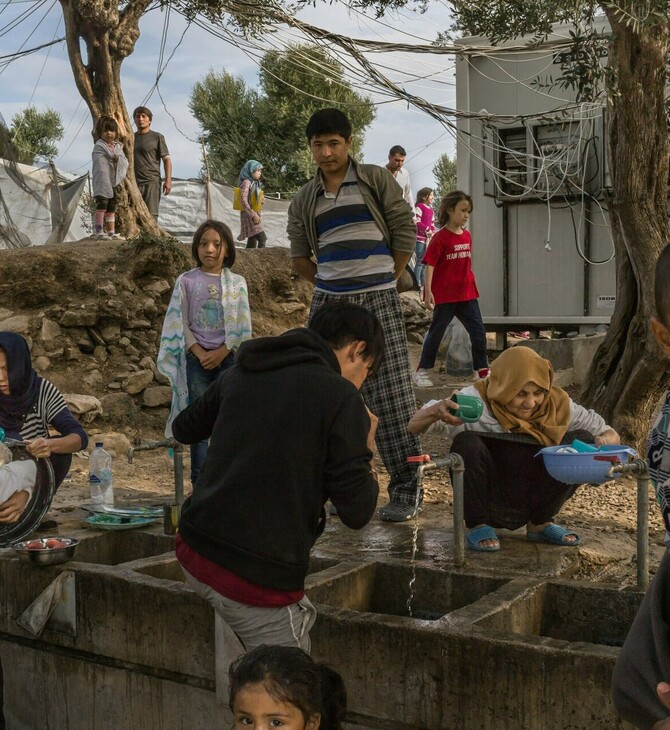 Πρόσφυγες στην Ελλάδα: Όπου κι αν μείνουν, υποφέρουν