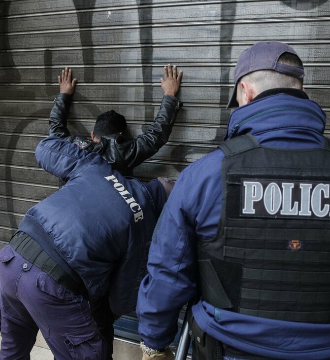 Αστυνομική επιχείρηση στη Μενάνδρου- Πάνω από 20 προσαγωγές