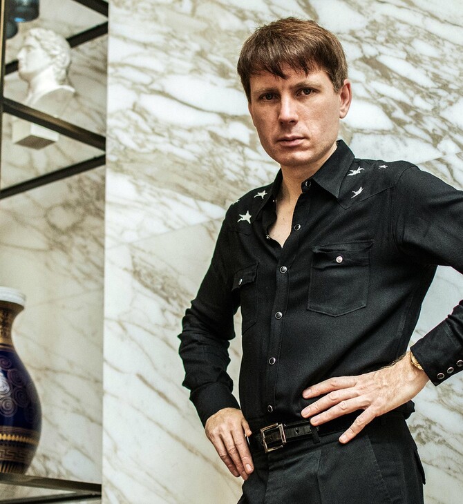 Ο Alex Kapranos στη LiFO: «Ο Μπόρις Τζόνσον δεν είναι κλόουν, είναι επικίνδυνος»