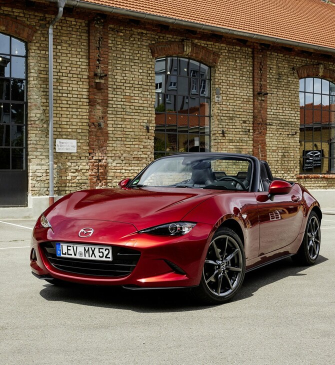 Ο θρύλος του Mazda MX-5 ανανεώνεται στα σημεία