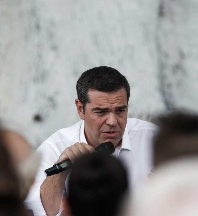 Τσίπρας: Κυβέρνηση και ΝΔ κατασκευάζουν σκάνδαλα για να κρύψουν τα δικά τους