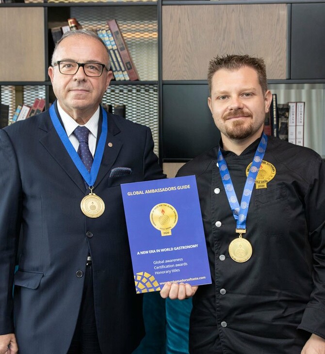 O Alex Σαμοϊλης ανακηρύχθηκε «Ambassador of Taste for the Global Gastronomy 2020 & 2021»