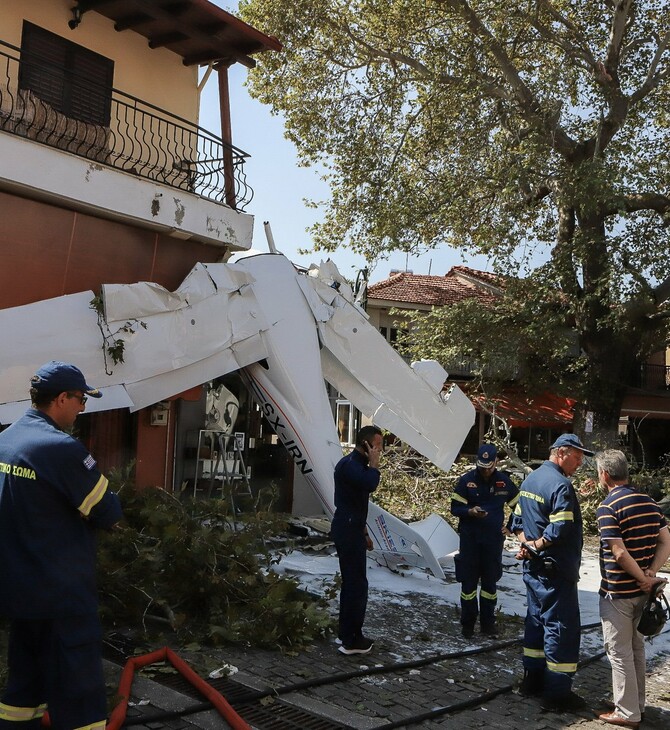 Σέρρες: Βίντεο από την πρόσκρουση του αεροσκάφους σε σπίτι