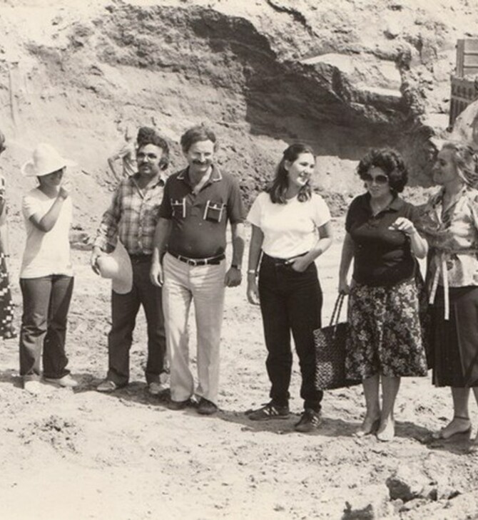 Η ανακάλυψη του τάφου της Αμφίπολης πριν από 50 χρόνια