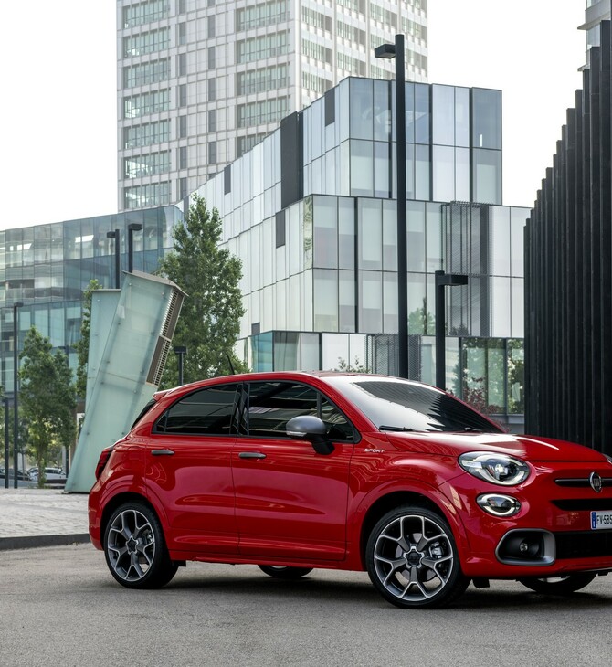 Το Fiat 500X Sport σε προκαλεί να το οδηγήσεις