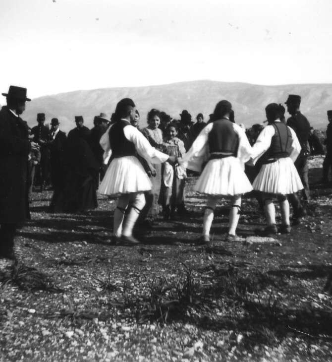 Καθαρά Δευτέρα στην Πνύκα, αρχές του προηγούμενου αιώνα