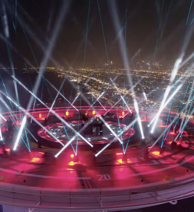 Ο David Guetta «σκαρφάλωσε» στην κορυφή του Burj Al Arab για μία φαντασμαγορική συναυλία - Απολαύσε την