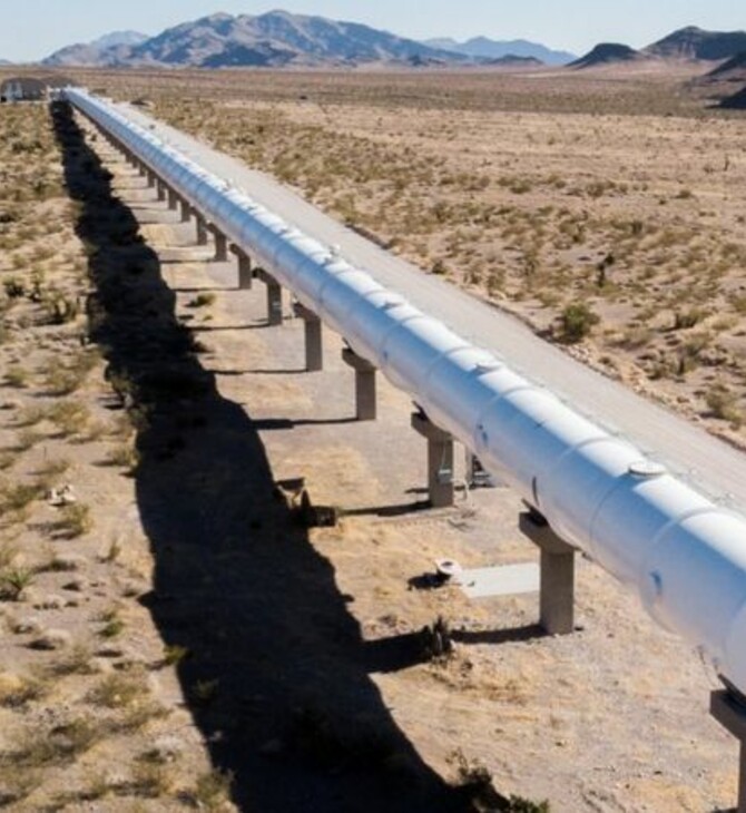 Tο φουτουριστικό σύστημα μεταφορών Hyperloop είναι έτοιμο για ταξίδι με επιβάτες