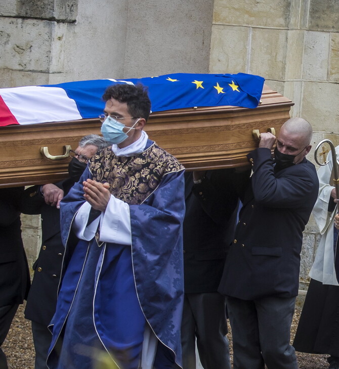 «Τελευταίο αντίο» στον Βαλερί Ζισκάρ ντ' Εστέν - Σε στενό οικογενειακό κύκλο η κηδεία