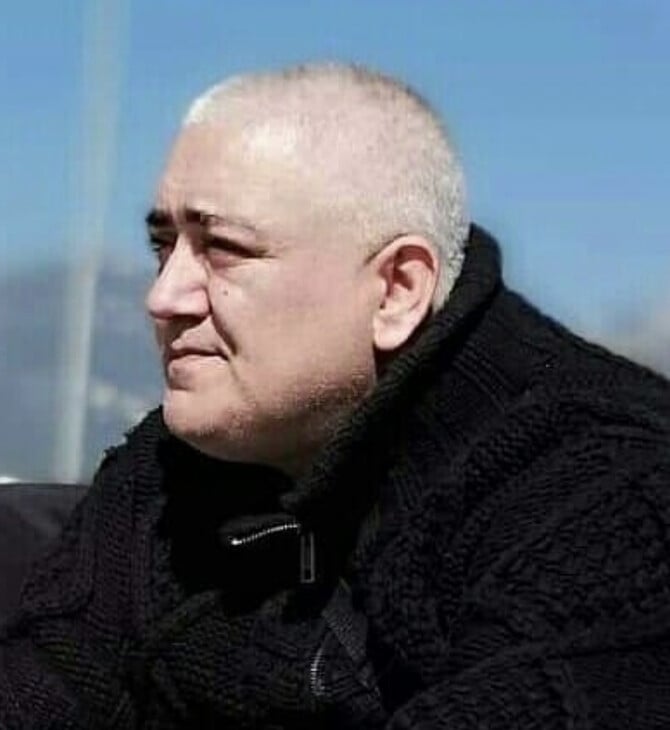 Κώστας Ζάπας: Ο σκηνοθέτης απάντησε στις καταγγελίες ηθοποιών για παρενόχληση- «Δεν απαγορεύεται να ζητήσεις γυμνό»