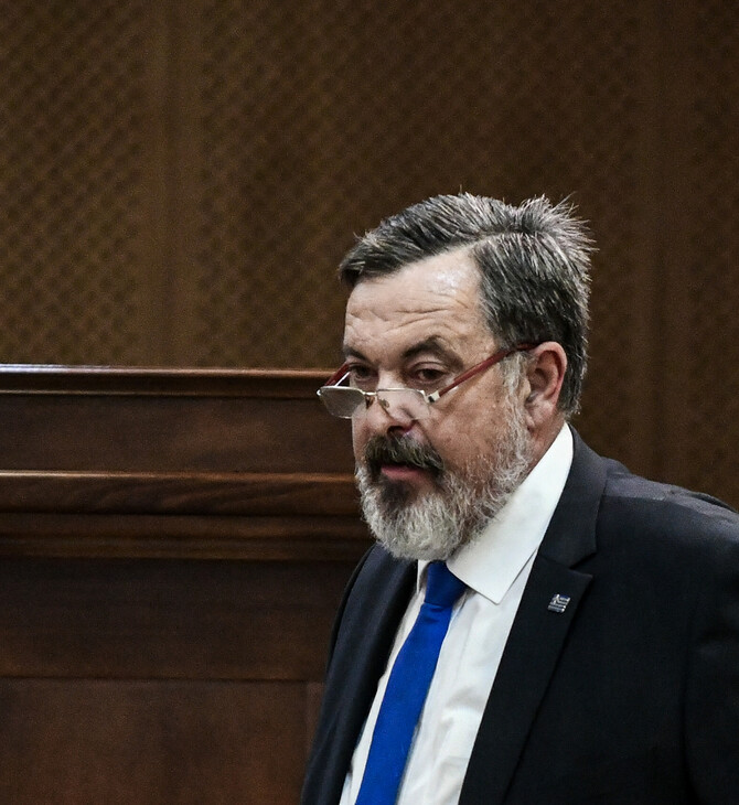 Δίκη Χρυσής Αυγής: Έφεση για μικρότερη ποινή από τον δικηγόρο του φυγόποινου Χρήστου Παππά