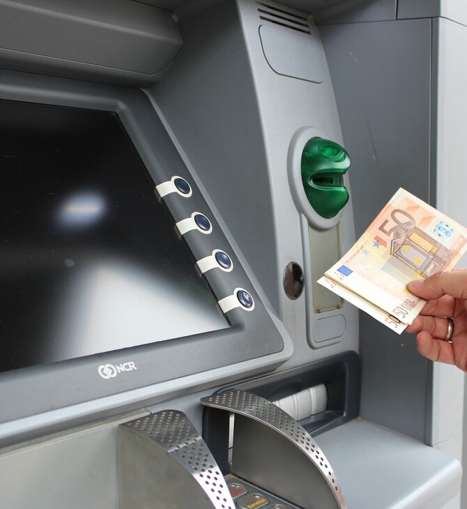 Αρχίζουν οι καταβολές για τα αναδρομικά των κληρονόμων