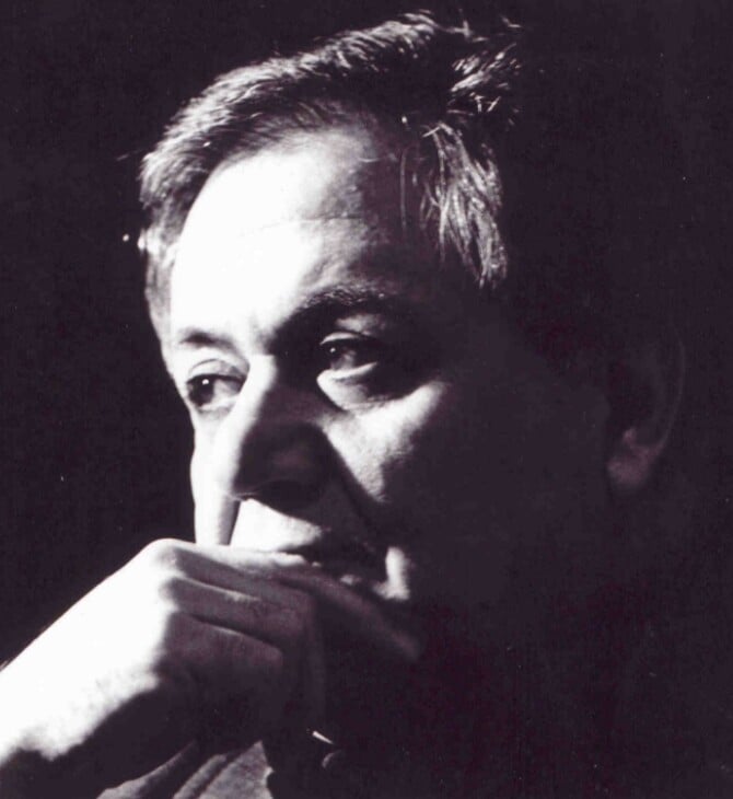 Να τι θα είχε συμβεί, σύμφωνα με τον Μάνο Χατζιδάκι, αν είχαμε πει ΝΑΙ αντί για ΟΧΙ