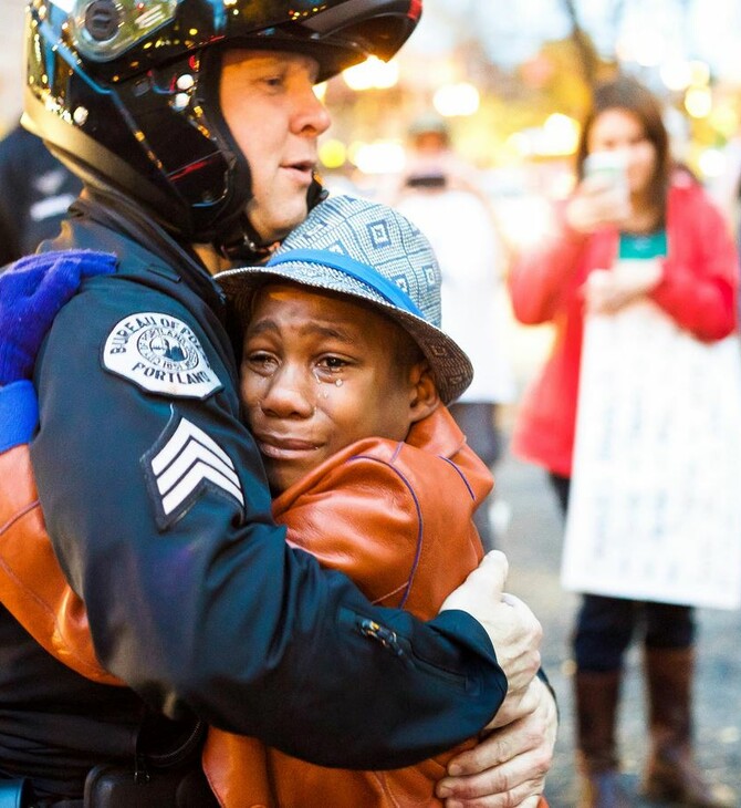 Τραγικό τέλος για το αγόρι-σύμβολο κατά της αστυνομικής βίας