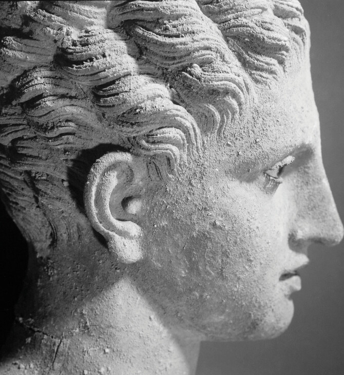 Ιστορίες Απόκρυψης: Τρεις περιπτώσεις αποκάλυψης θαμμένων αθηναϊκών θησαυρών