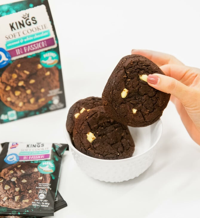 4 out of the box γεύσεις Aλλατίνη King Soft Cookies για όσους αγαπούν τη σοκολάτα