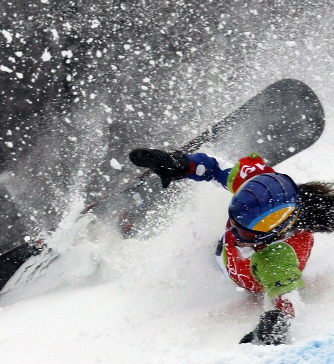 Champion snowboarder Julie Pomagalski dies in avalanche