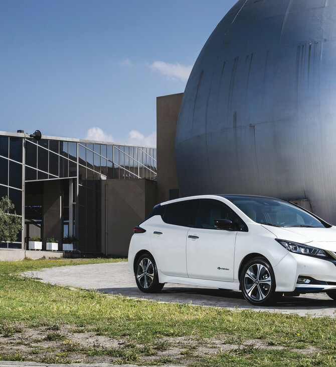 Nissan Leaf: Tο αυτοκίνητο που σε ηλεκτρίζει