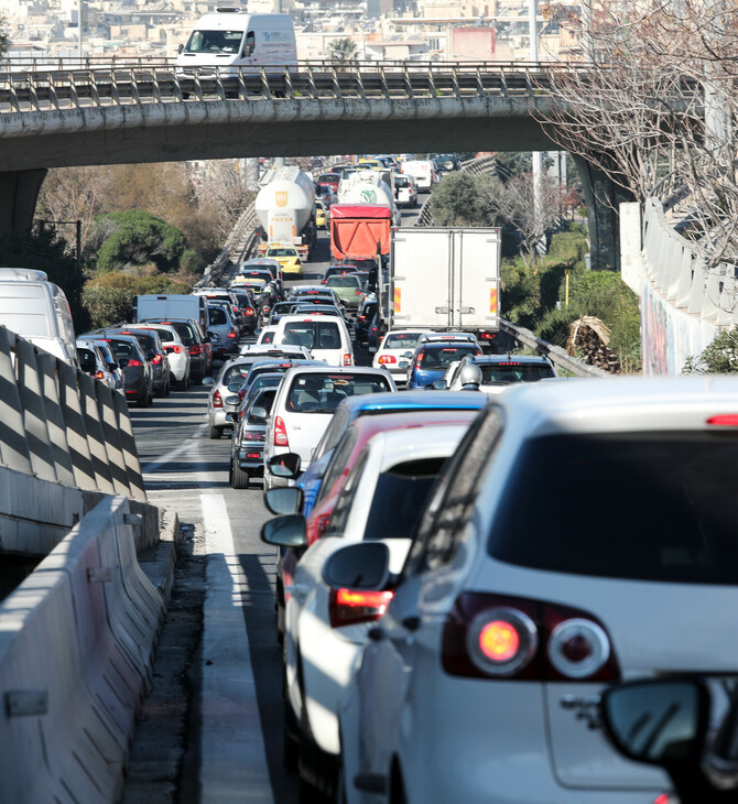 Οδηγίες της ΑΑΔΕ για τα τέλη κυκλοφορίας με το μήνα 