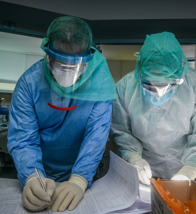 Κορωνοϊός: Πνευμονολόγος του «Σωτηρία» αποδομεί εννέα μύθους για την πανδημία και τα εμβόλια