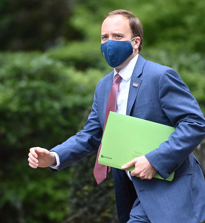 Βρετανία: Παραιτήθηκε ο υπουργός Υγείας - Στον απόηχο δημοσιευμάτων για εξωσυζυγική σχέση με βοηθό του [ΒΙΝΤΕΟ]