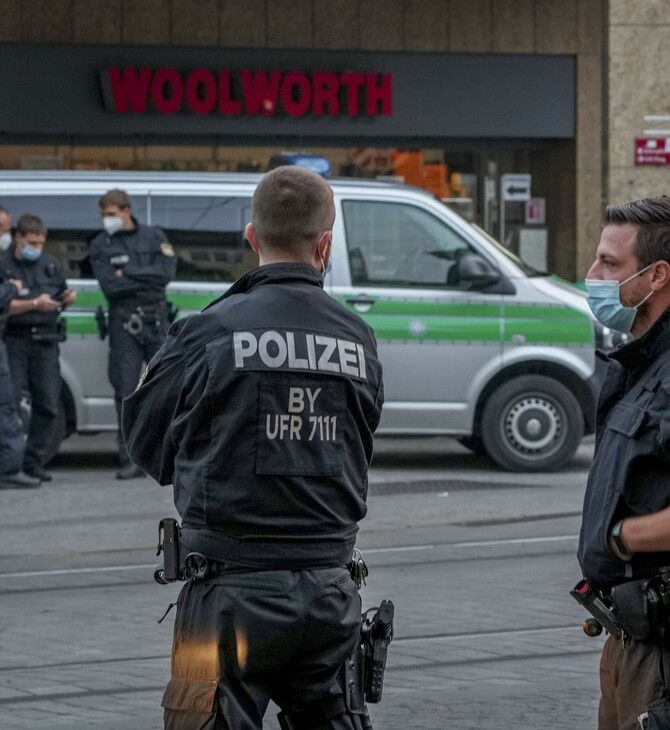 Γερμανία: Ένοπλος σε λεωφορείο, σε αυτοκινητόδρομο- Bild: Έχει όμηρους