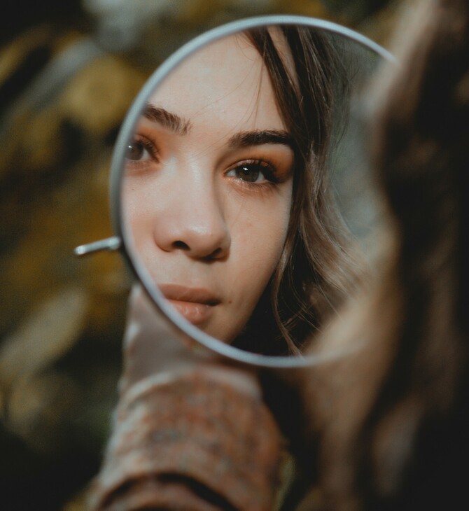 Τέλος το Botox και τα fillers στους κάτω των 18 ετών στην Αγγλία