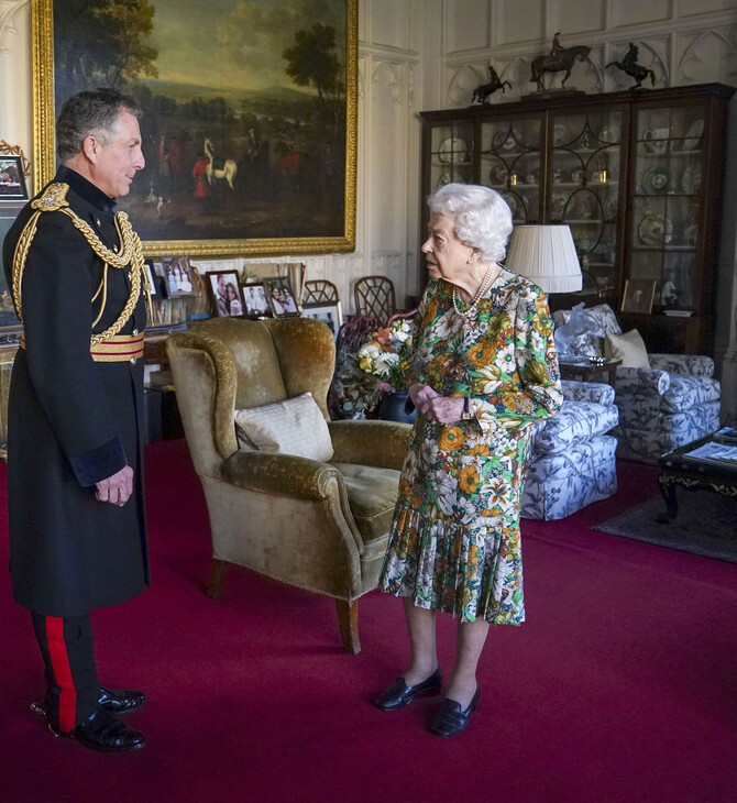 Βασίλισσα Ελισάβετ: Δημόσια επανεμφάνιση στο κάστρο Windsor