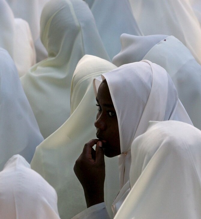 Η Τανζανία θα άρει την απαγόρευση επιστροφής των έφηβων μητέρων στο σχολείο