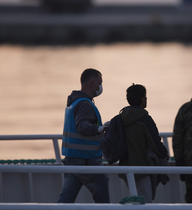 Διερμηνέας της ΕΕ καταγγέλλει ότι η Ελλάδα τον απέλασε στην Τουρκία, μαζί με μετανάστες