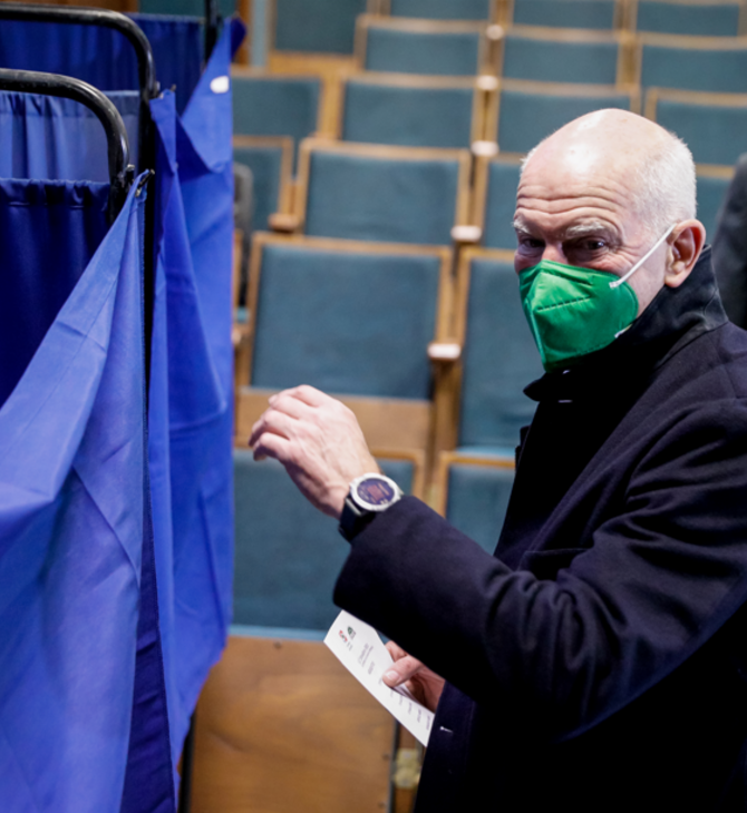 Εκλογές ΚΙΝΑΛ - Γιώργος Παπανδρέου: «Ναι» σε debate με τον Νίκο Ανδρουλάκη 