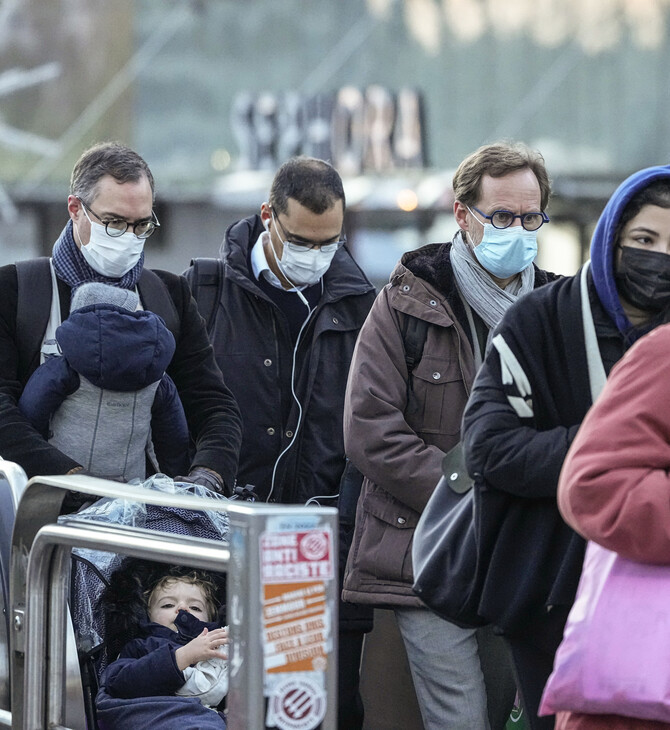 Γαλλία: Γυναίκα με πλαστό πιστοποιητικό εμβολιασμού πέθανε στη ΜΕΘ- Υπό έρευνα 400 «δίκτυα»