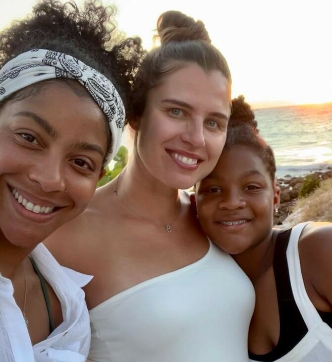 Κάντας Πάρκερ: Η σταρ του WNBA αποκάλυψε ότι παντρεύτηκε τη σύντροφό της και περιμένουν μωρό