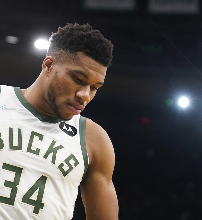 Bloomberg: Επαγγελματίες αθλητές σαν το «Greek Freak» κυνηγούν παραβάτες του trademark τους