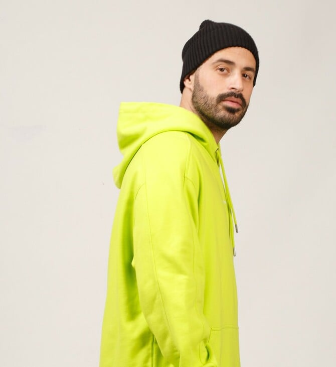 Ο DJ Bobito «μίλησε» πρώτη φορά πίσω από τα decks τυχαία. Έκτοτε, μιλάει πάντα με τη μουσική. 