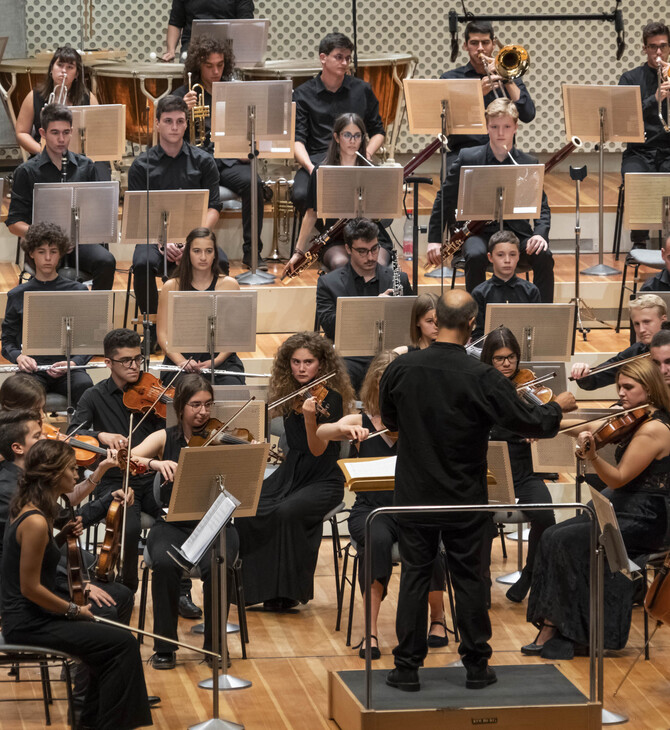 Underground Youth Orchestra: Από ένα υπόγειο γκαράζ στο Μέγαρο, η ιστορία μιας σημαντικής νεανικής συμφωνικής ορχήστρας