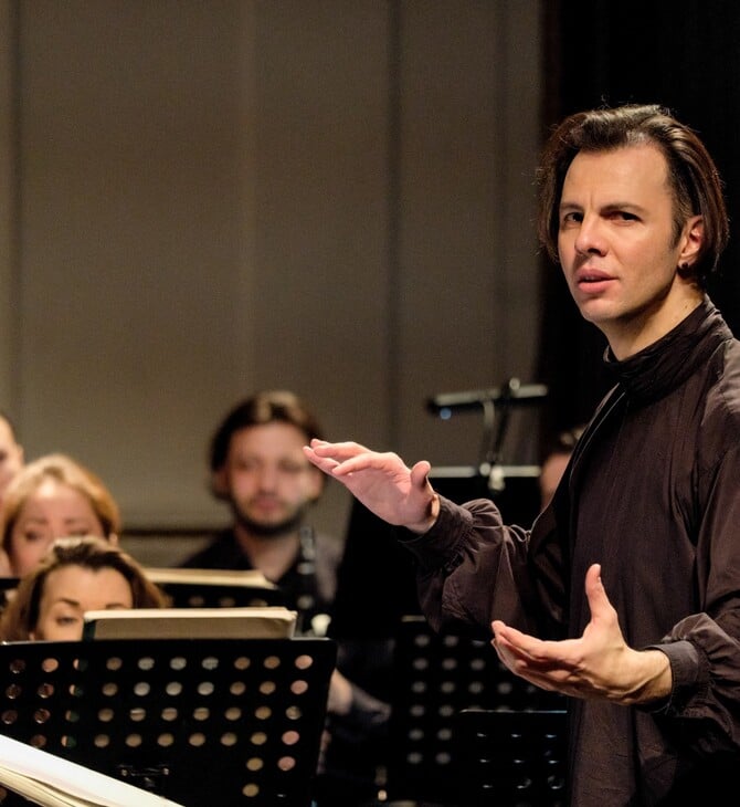 Θεόδωρος Κουρεντζής – MusicAeterna «Ενάτη» του Beethoven | Οι sold-out συναυλίες σε streaming