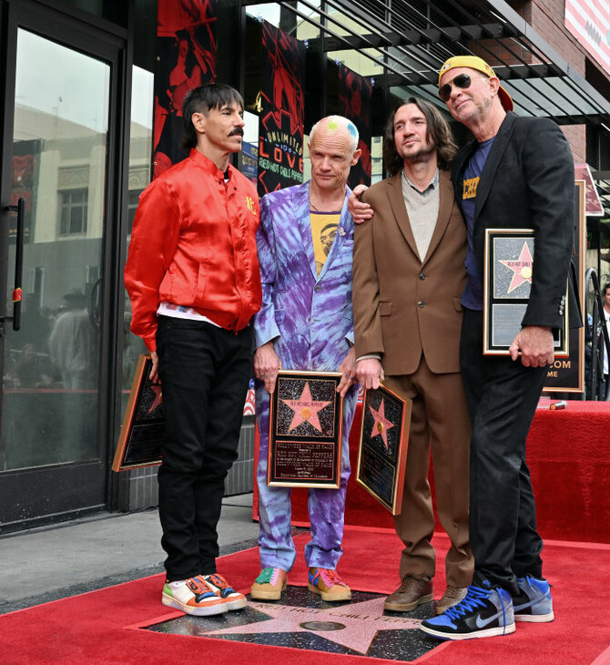 Οι Red Hot Chili Peppers απέκτησαν αστέρι στη Λεωφόρο της Δόξας στο Χόλιγουντ 