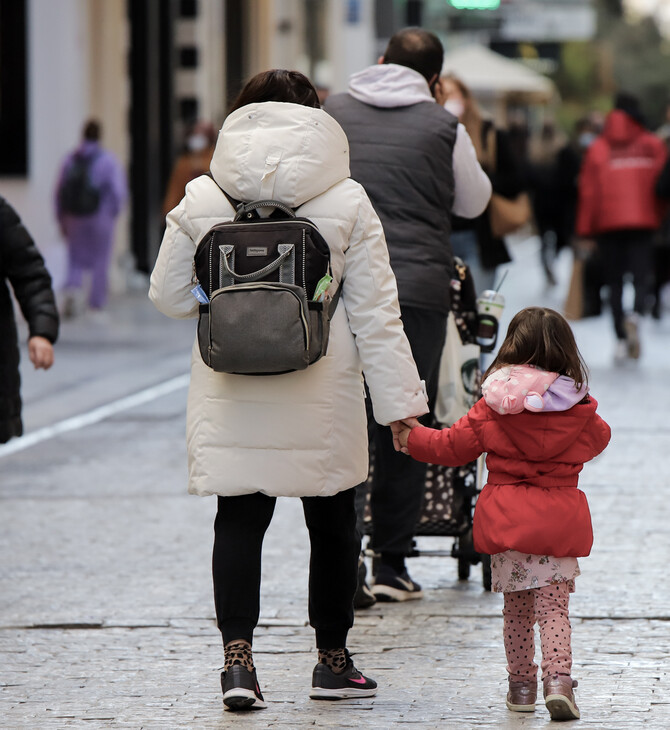 Οι δύο επικρατούσες θεωρίες για τα κρούσματα οξείας ηπατίτιδας σε παιδιά