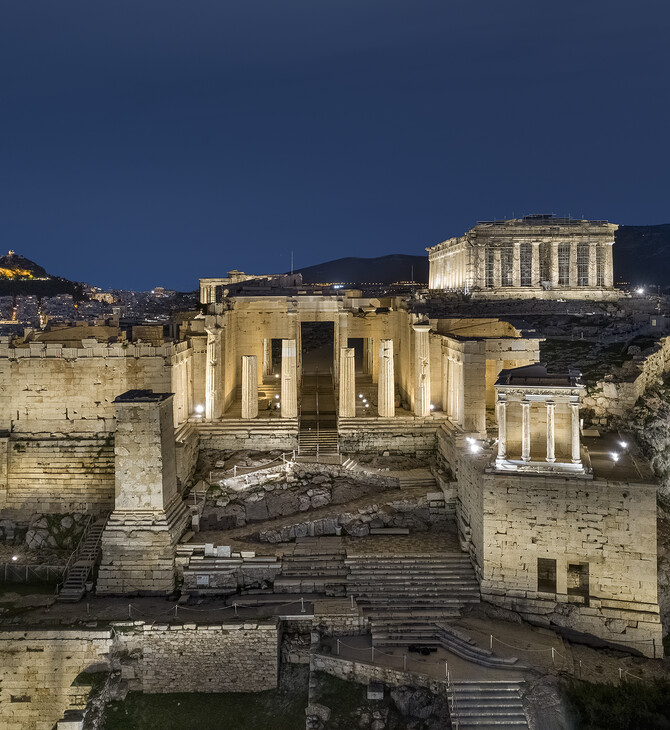 Στην Ελευθερία Ντεκώ για τον φωτισμό της Ακρόπολης απονεμήθηκε το LIT Design Award 