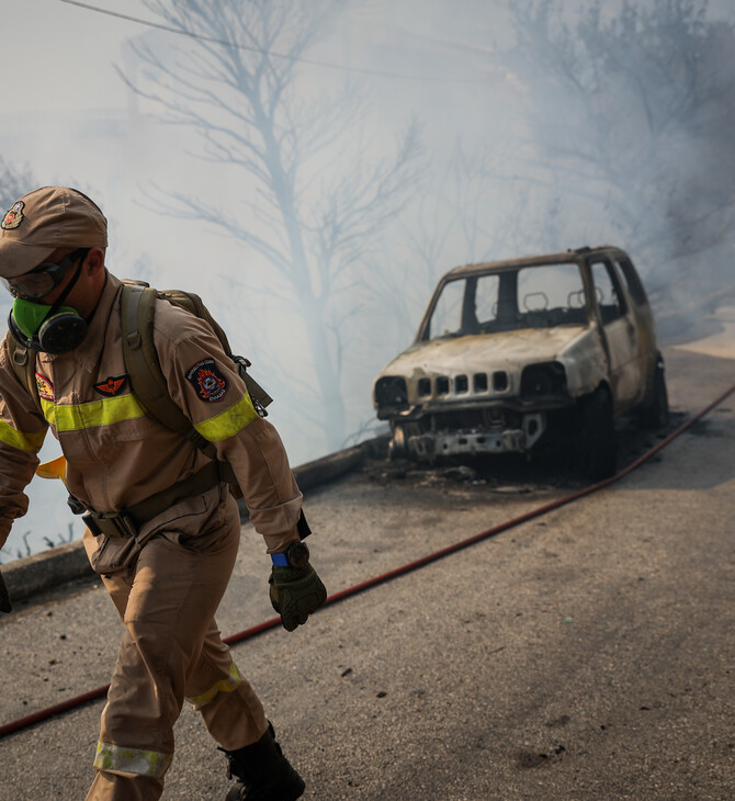 Φωτιά: Kαταμέτρηση των ζημιών από την πυροσβεστική στο Πανόραμα Βούλας