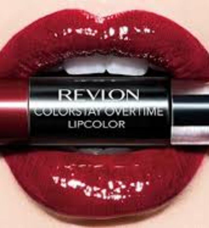 Revlon: Αίτηση πτώχευσης κατέθεσε ο «γίγαντας» καλλυντικών 