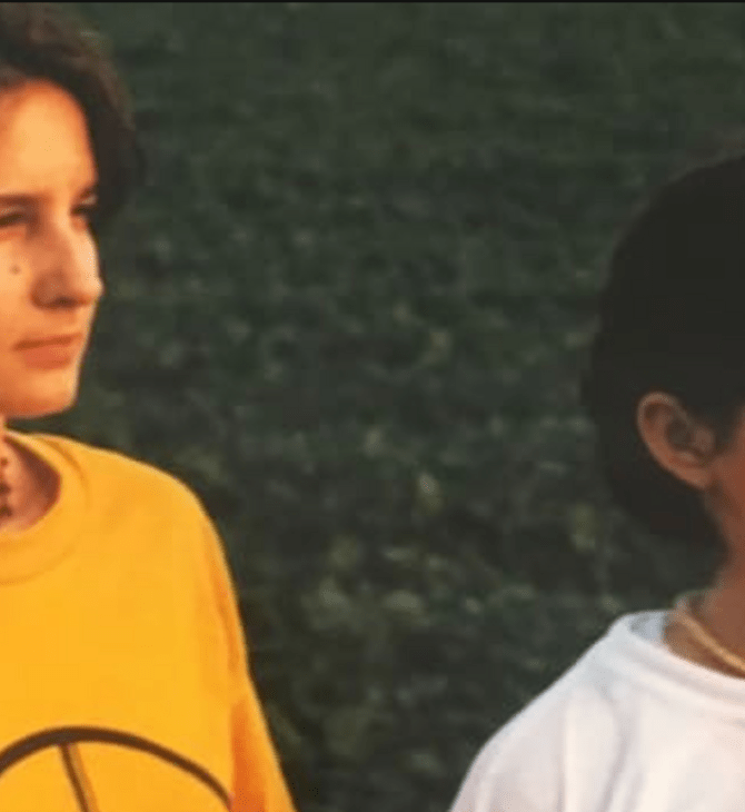 Άγνωστη έδωσε σε πτήση 100$ σε δύο αδελφές που ήταν πρόσφυγες- 23 χρόνια αργότερα, την βρήκαν για να την ευχαριστήσουν